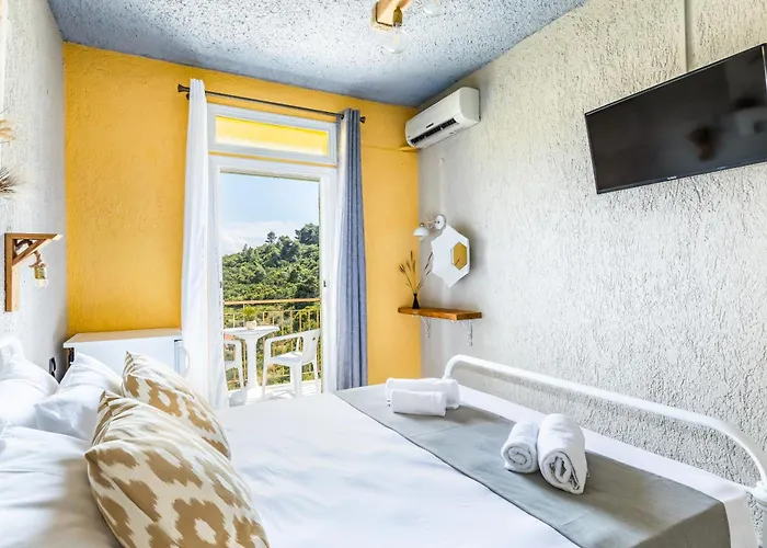 Skopelos Summer Nests - Ariadne Seaview Hotel